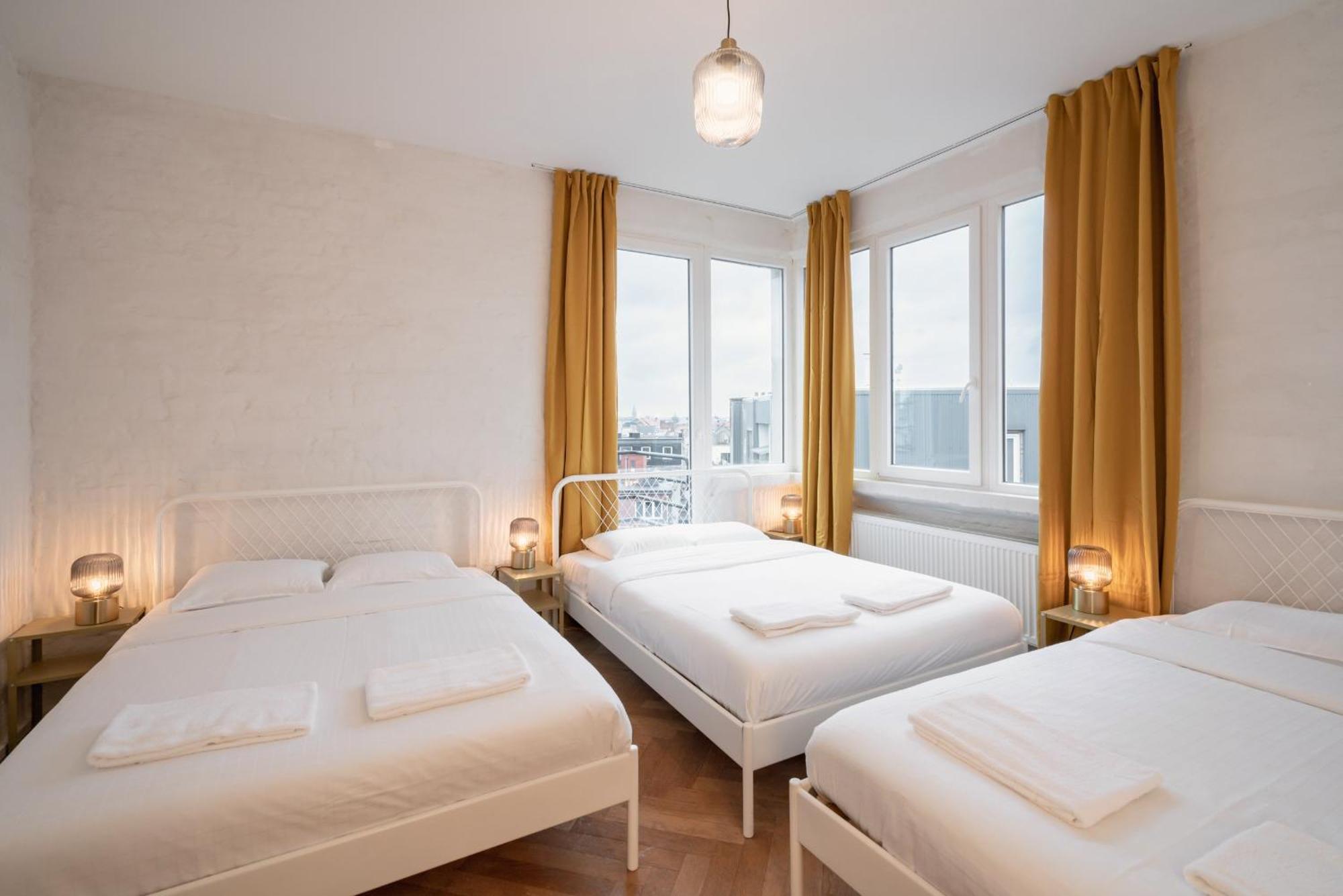 Charming And Spacious Apartments In The Heart Of Antwerp Exterior photo