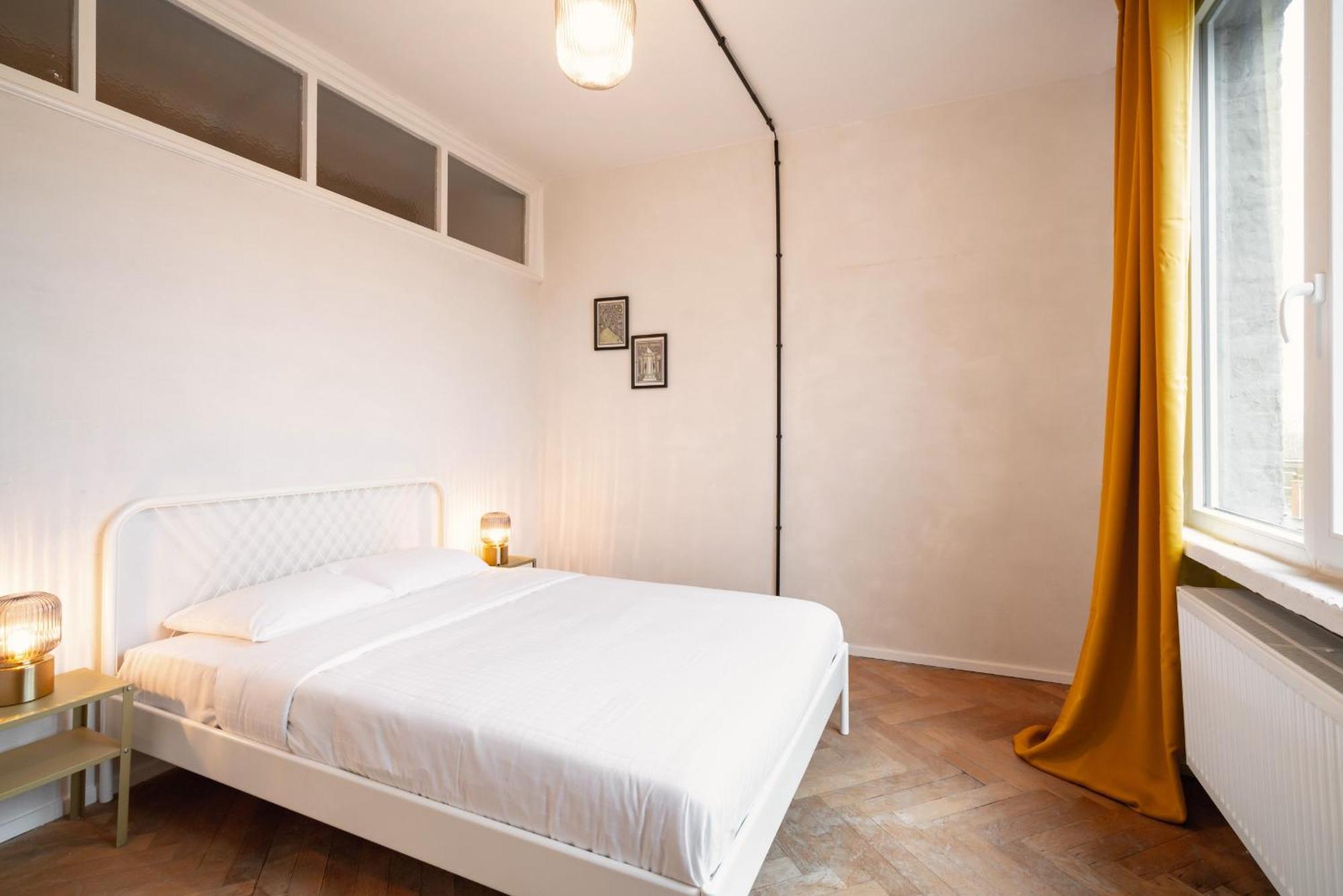 Charming And Spacious Apartments In The Heart Of Antwerp Exterior photo