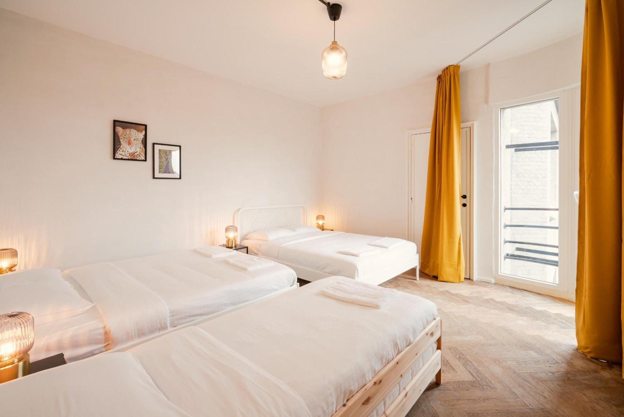 Charming And Spacious Apartments In The Heart Of Antwerp Exterior photo